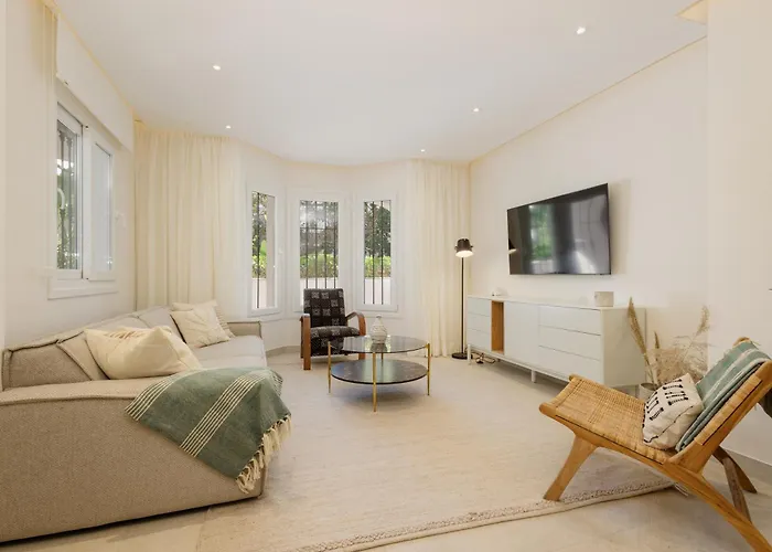 In Near Golf And Apartament *