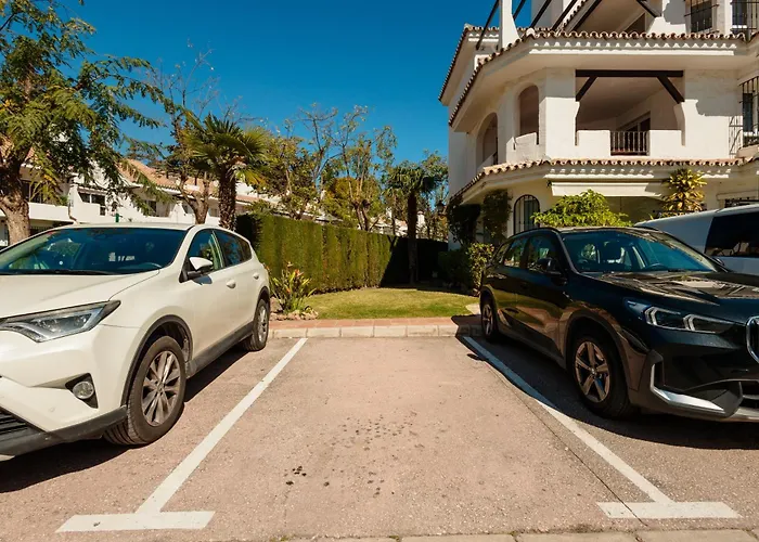 In Near Golf And Apartament Marbella