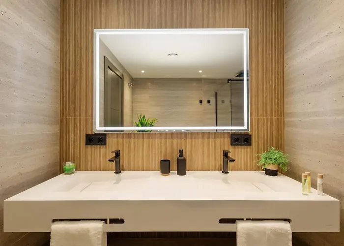 Apartament In Near Golf And *