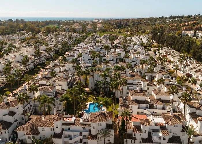 In Near Golf And Apartament