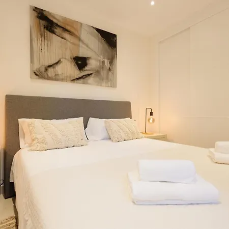 Apartment In Near Golf And *